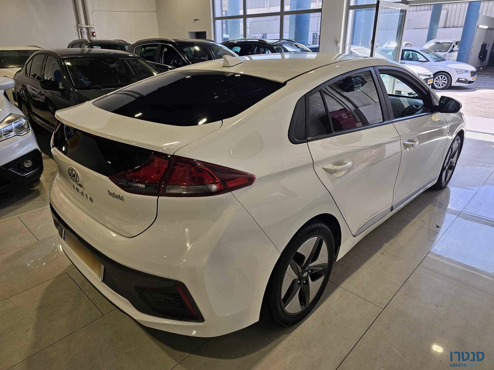 2020' Hyundai Ioniq photo #3