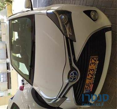 2015' Toyota Yaris טויוטה יאריס photo #1