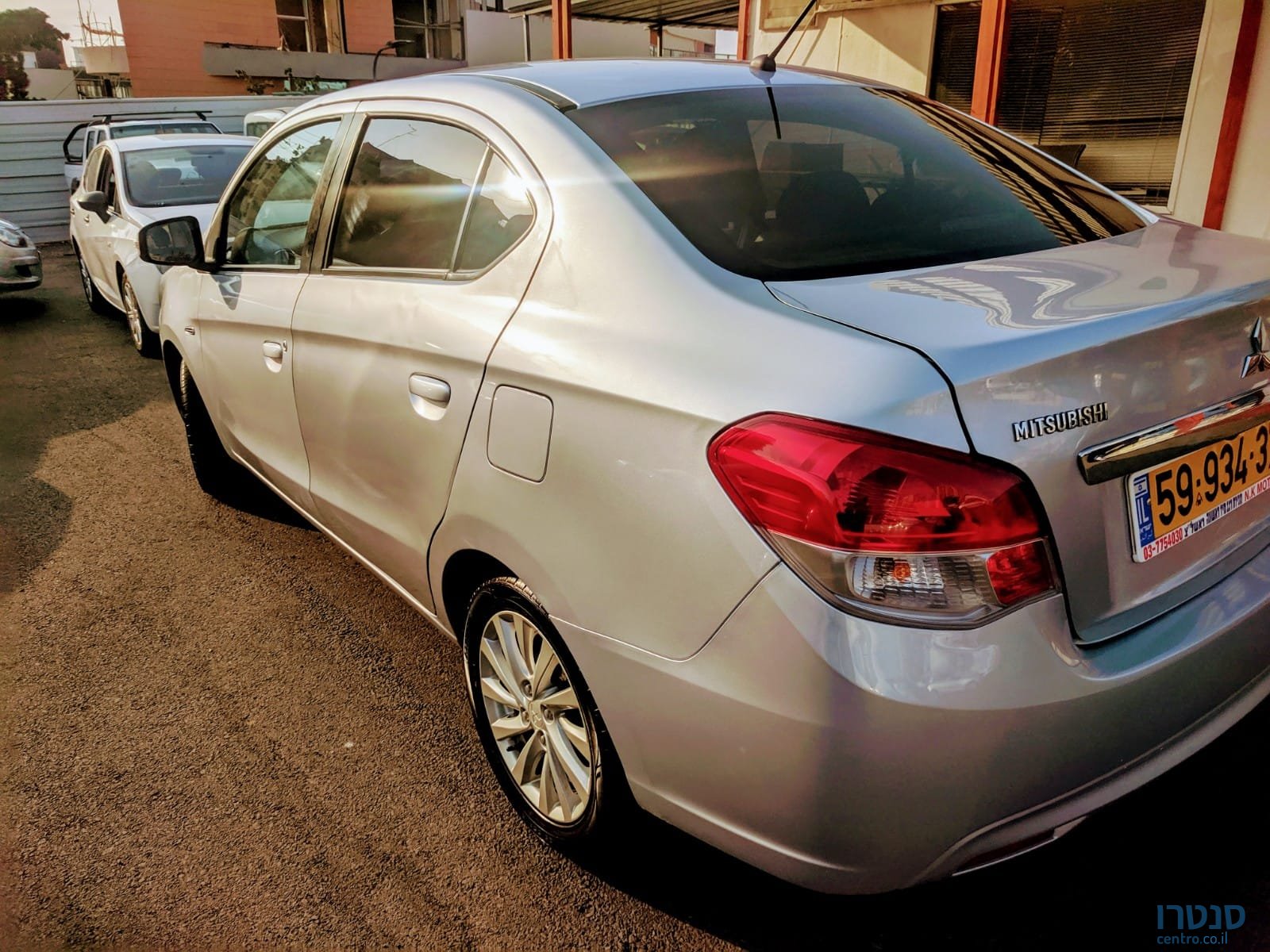 2016' Mitsubishi Attrage photo #4