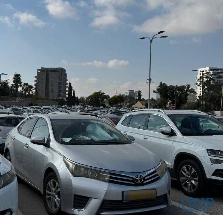 2014' Toyota Corolla טויוטה קורולה photo #1