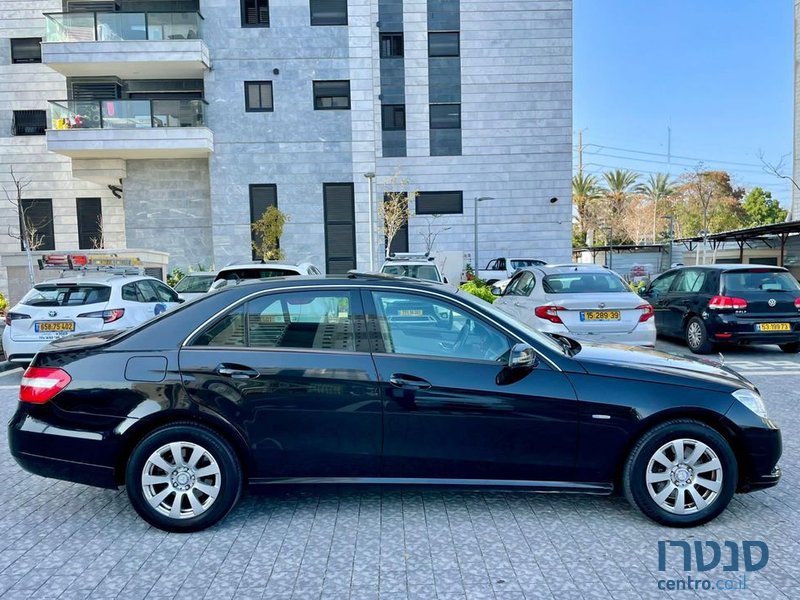 2009' Mercedes-Benz E-Class מרצדס photo #4