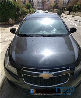 2011' Chevrolet Cruze photo #1