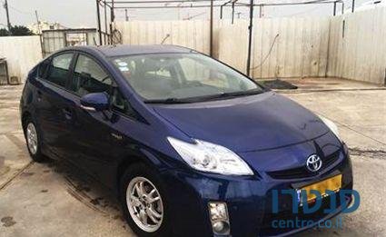 2011' Toyota Prius טויוטה פריוס photo #2