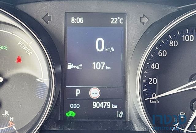 2021' Toyota C-HR טויוטה photo #5