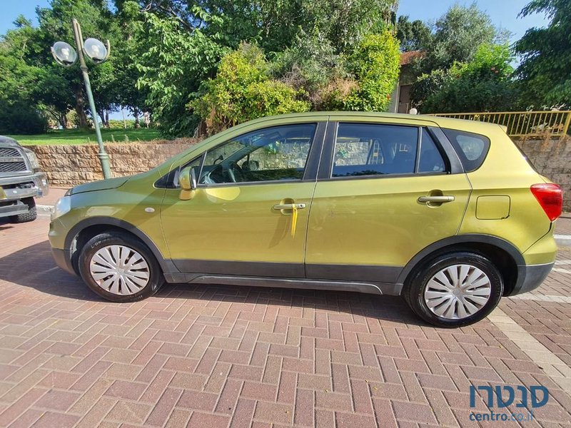 2014' Suzuki SX4 סוזוקי קרוסאובר photo #2