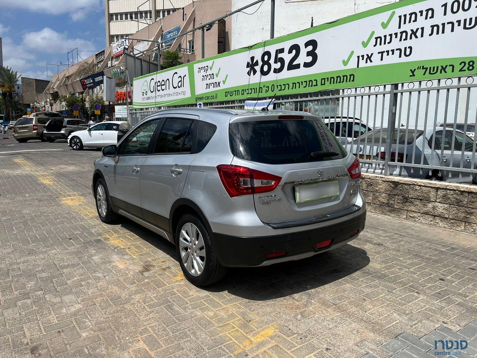 2017' Suzuki SX4 photo #4