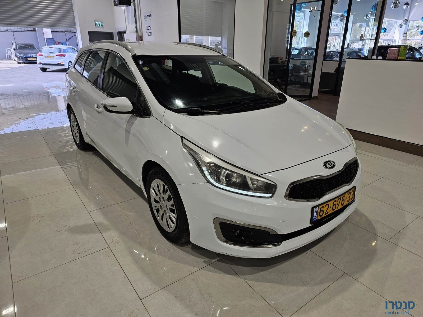 2015' Kia Ceed photo #2