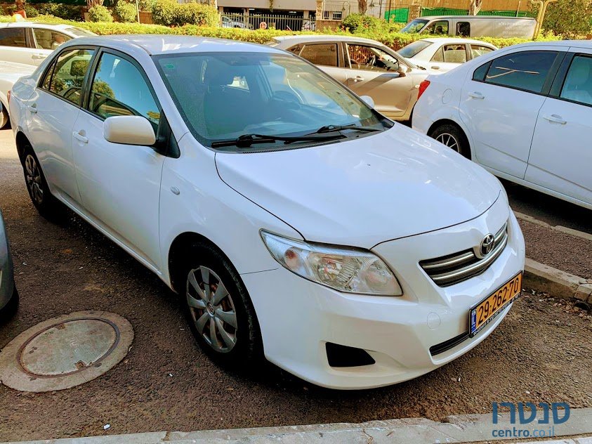 2009' Toyota Corolla photo #1