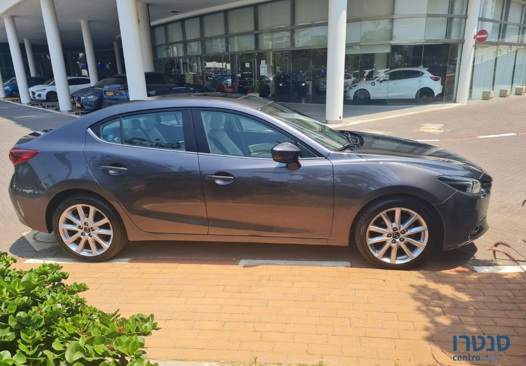 2018' Mazda 3 מאזדה photo #1