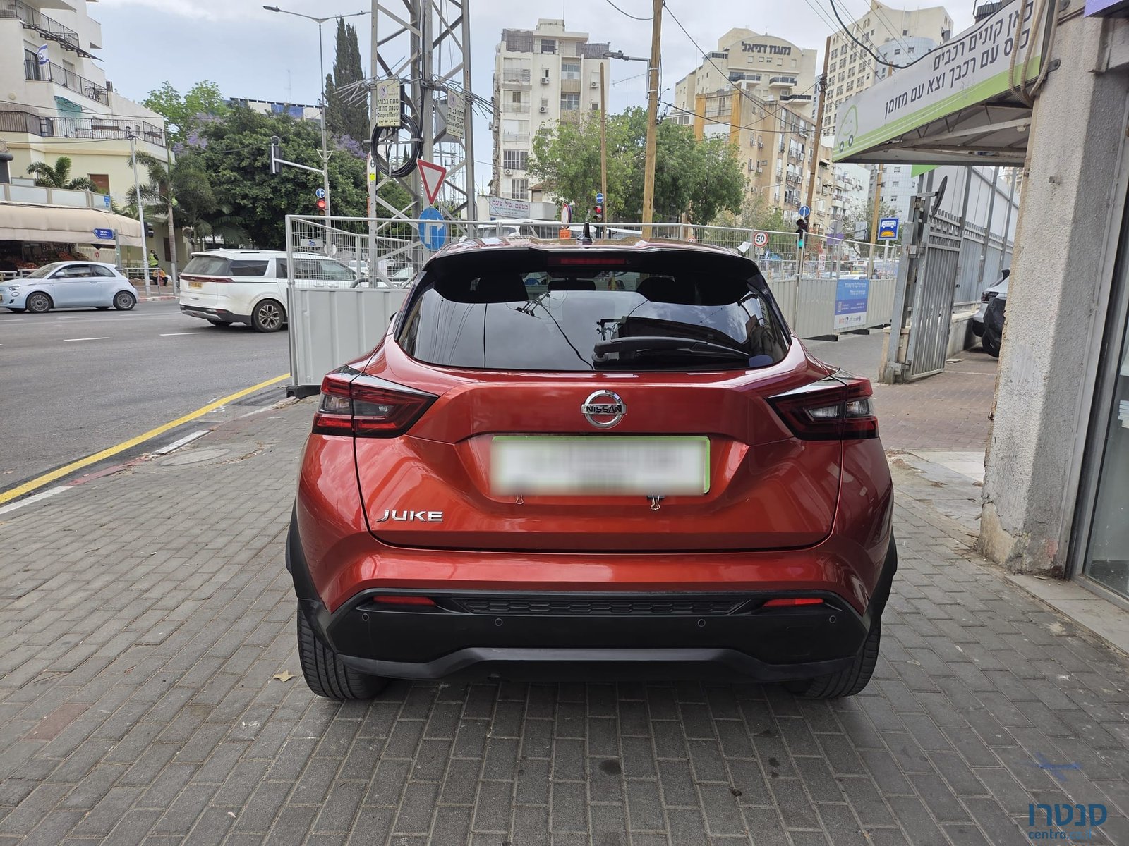 2021' Nissan Juke photo #5