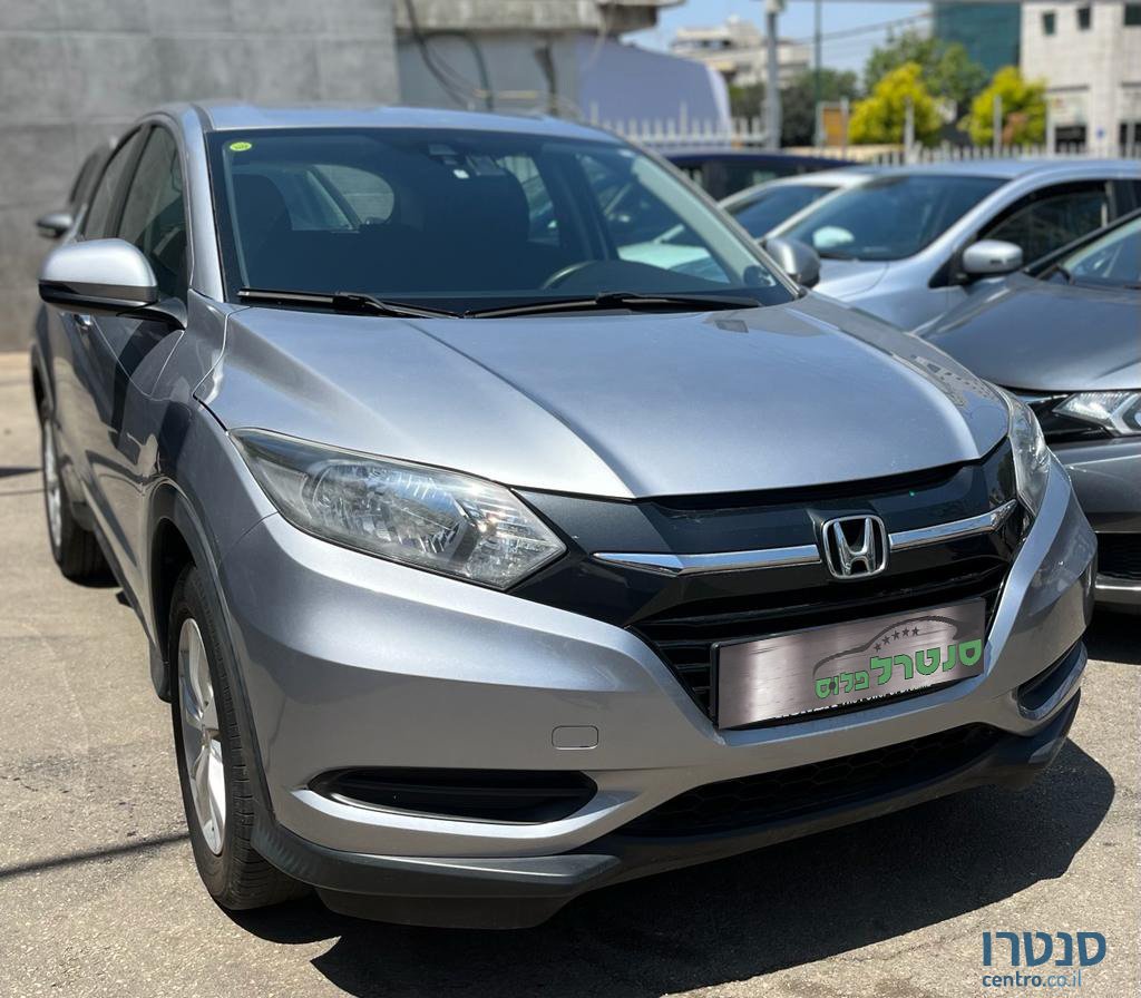 2018' Honda HR-V photo #2