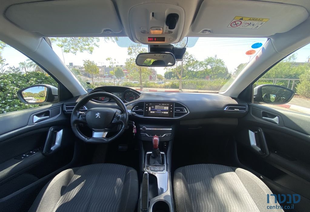 2015' Peugeot 308 פיג'ו photo #5
