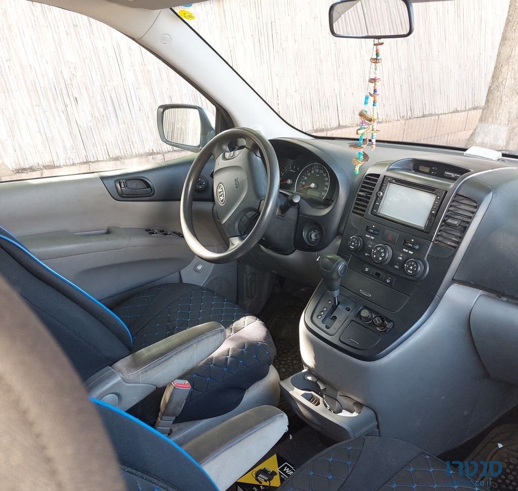 2011' Kia Carnival קיה קרניבל photo #2