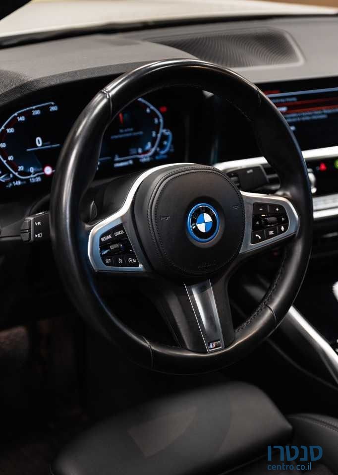 2022' BMW 3 Series ב.מ.וו סדרה 3 photo #5