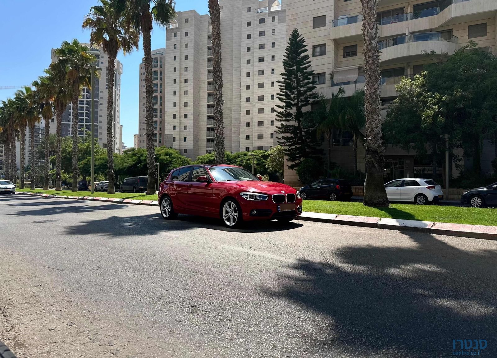 2015' BMW 1 Series ב מ וו סדרה 1 photo #1