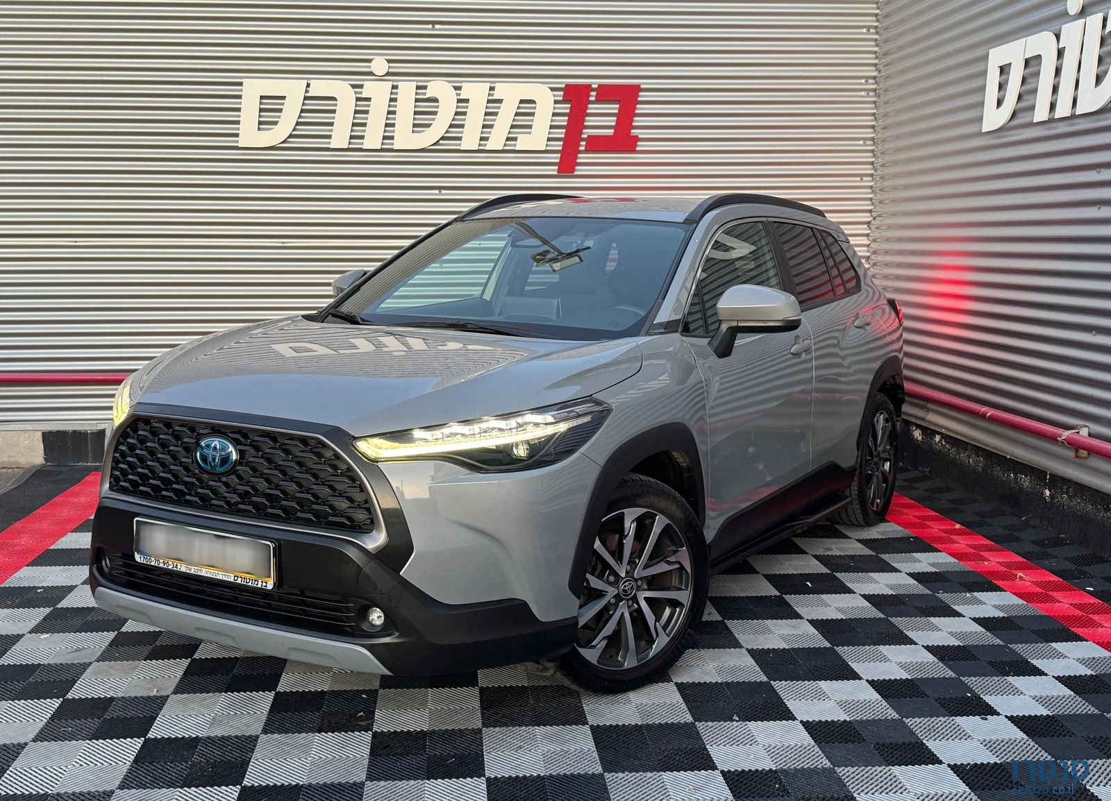 2022' Toyota Corolla Cross טויוטה קורולה קרוס photo #2