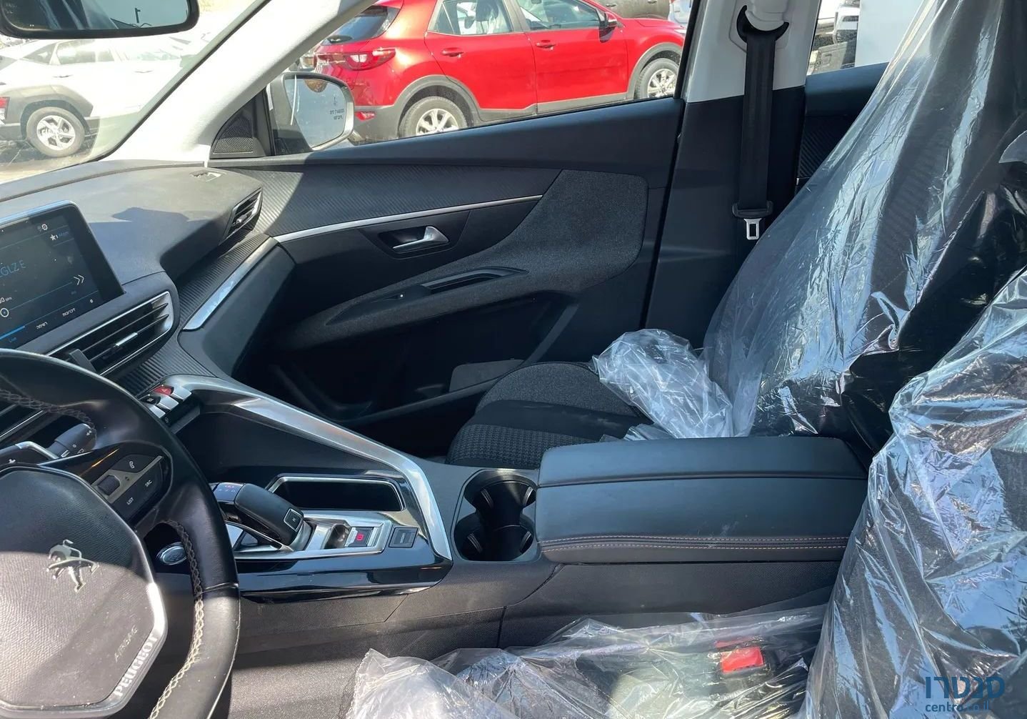 2020' Peugeot 3008 פיג'ו photo #6