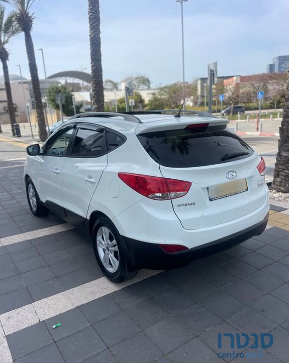 2010' Hyundai ix35 יונדאי photo #5