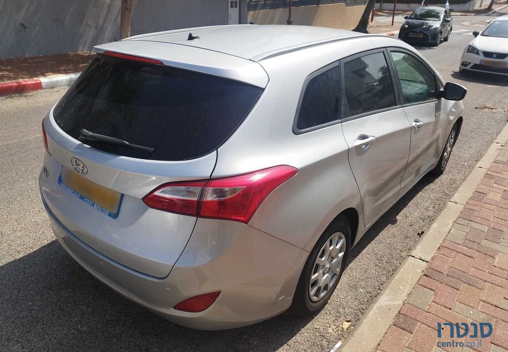 2013' Hyundai i30 יונדאי photo #4