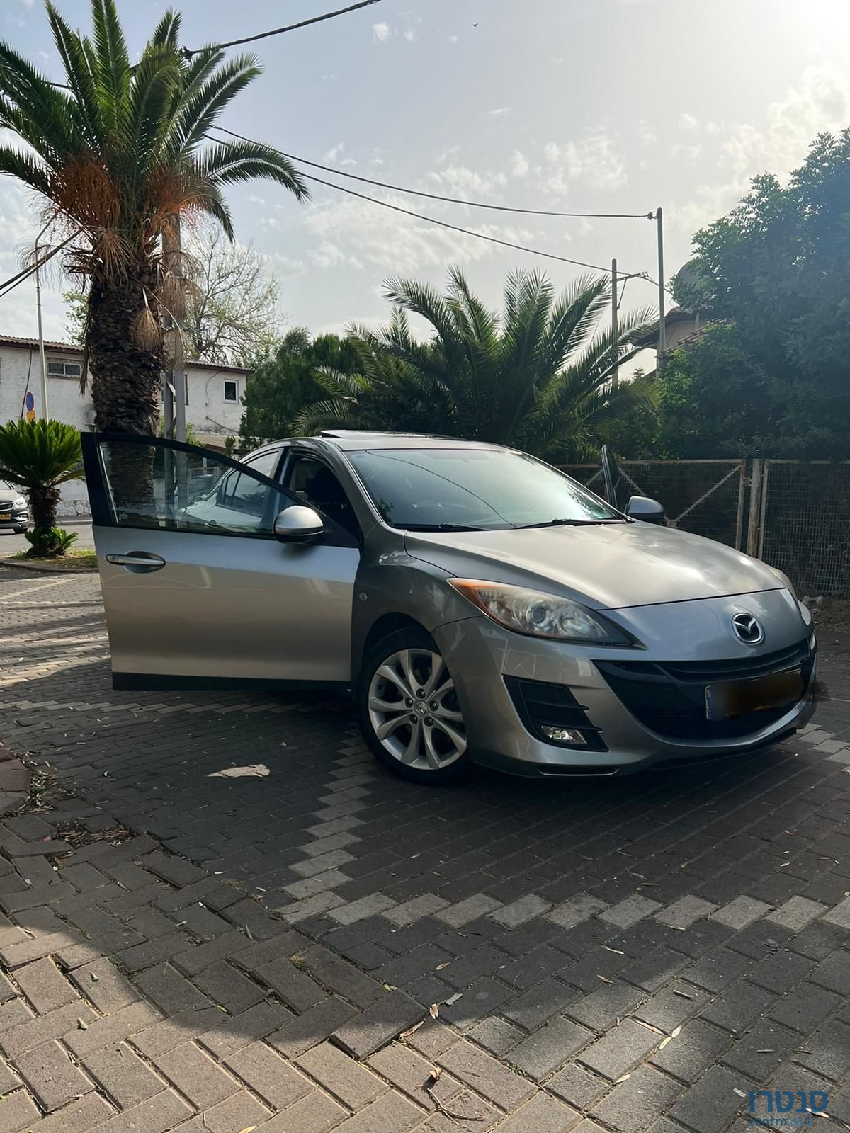 2009' Mazda 3 מאזדה photo #1