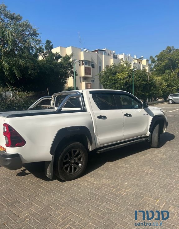 2022' Toyota Hilux 4x4 טויוטה היילקס photo #1