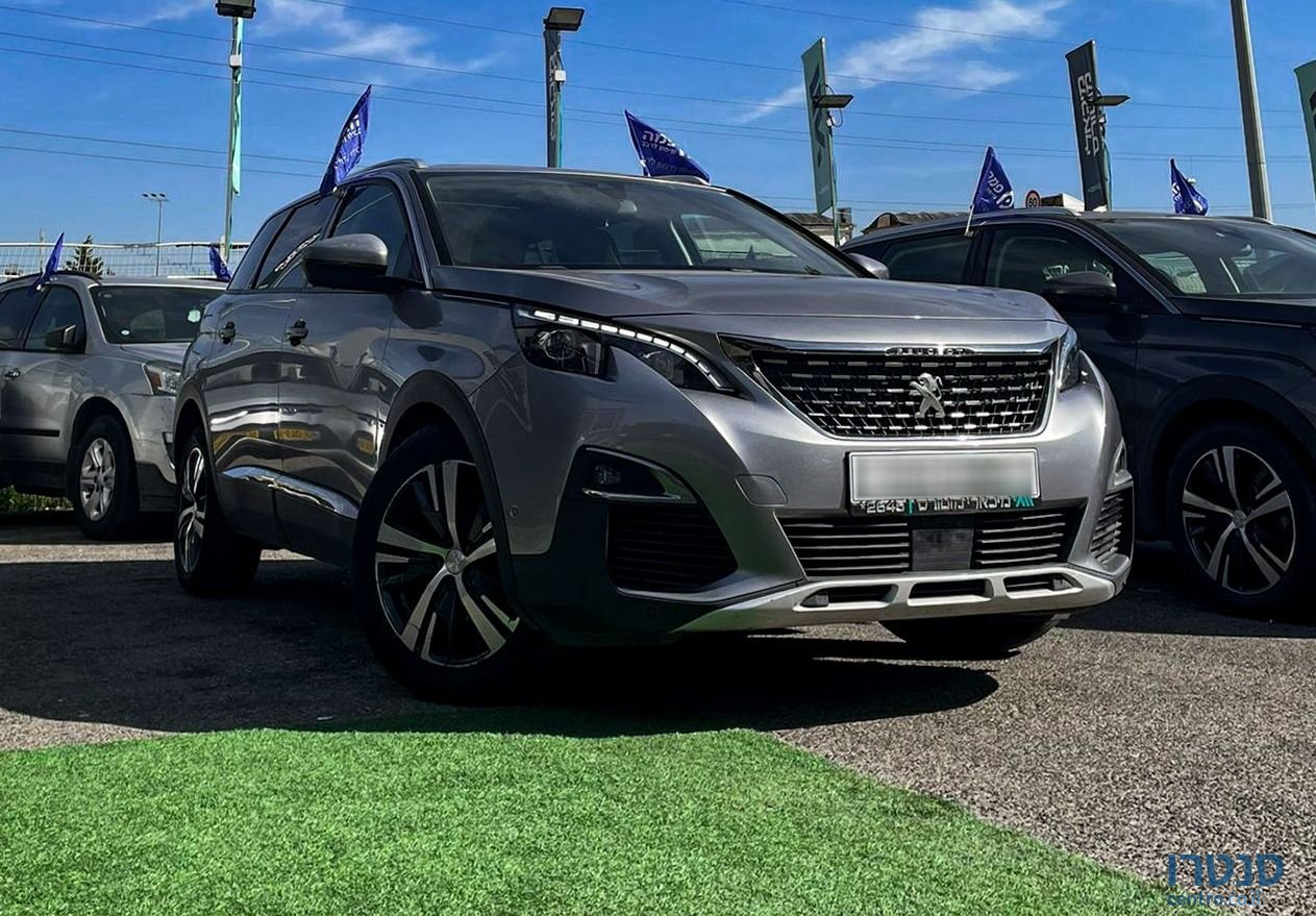 2019' Peugeot 5008 פיג'ו photo #1
