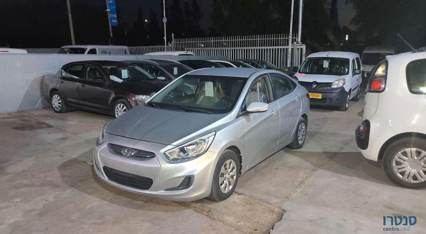 2016' Hyundai i25 יונדאי photo #4