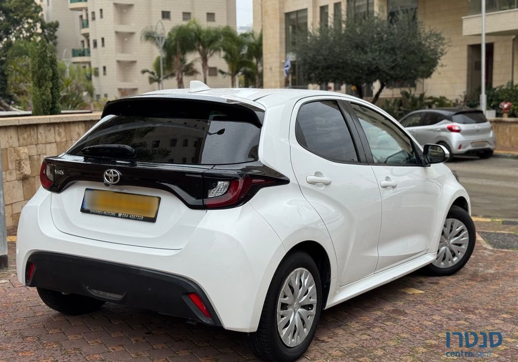 2021' Toyota Yaris טויוטה יאריס photo #3
