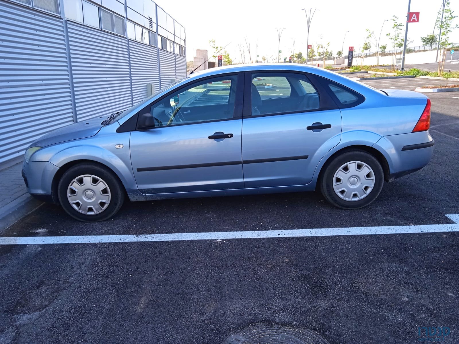 2006' Ford Focus photo #3