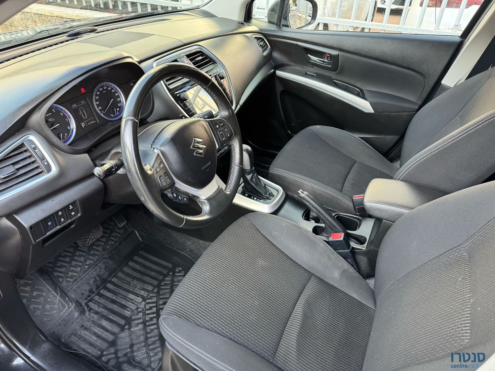 2021' Suzuki SX4 photo #3