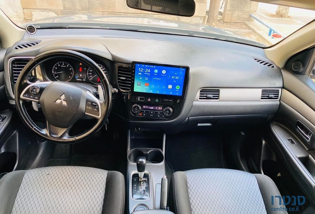 2015' Mitsubishi Outlander מיצובישי אאוטלנדר photo #3