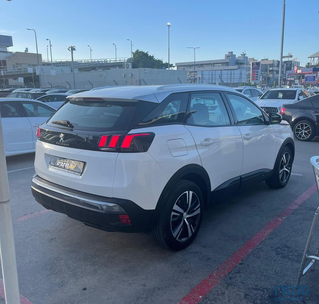 2018' Peugeot 3008 פיג'ו photo #5
