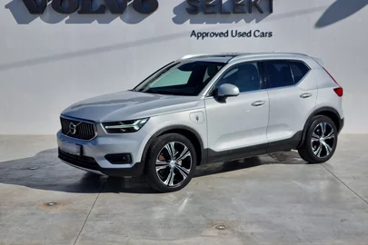2021' Volvo XC40 וולוו