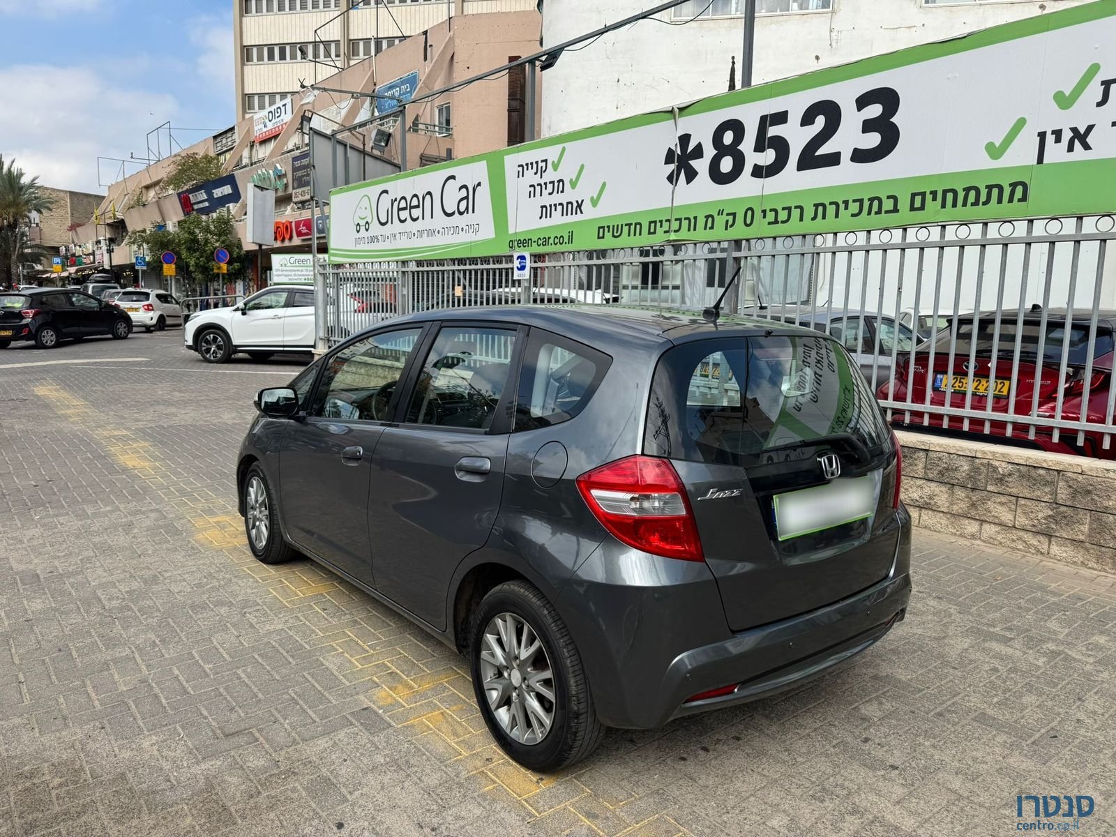 2014' Honda Jazz photo #4