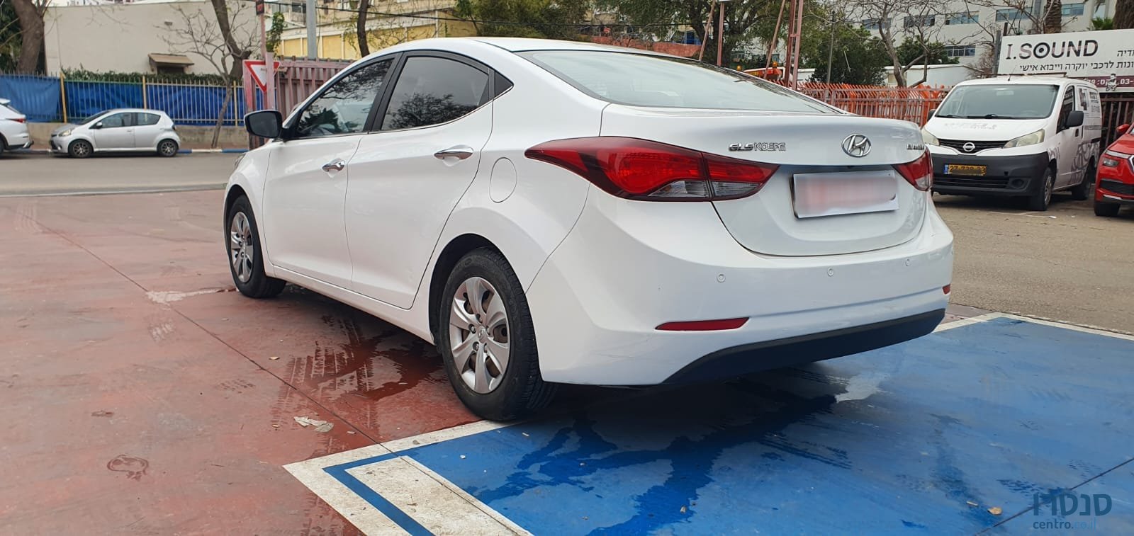 2015' Hyundai i35 photo #3