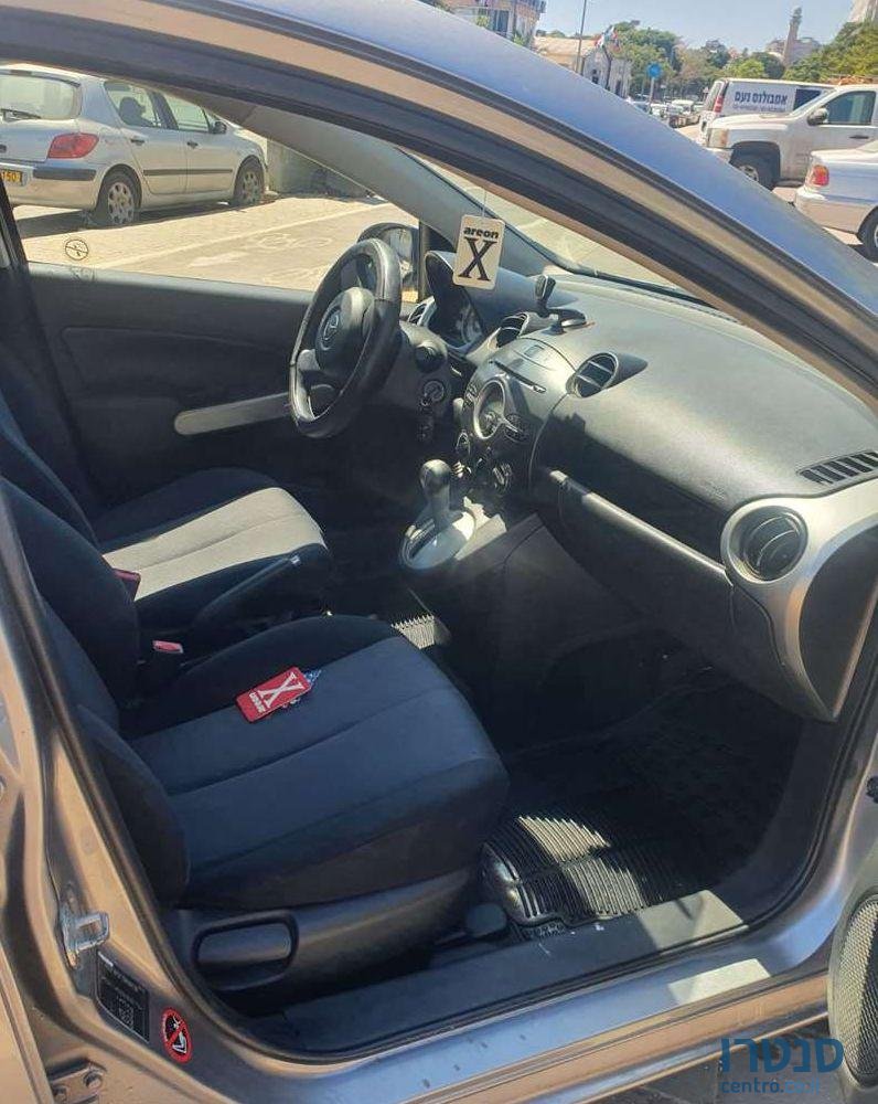 2010' Mazda 2 מאזדה 2 photo #1