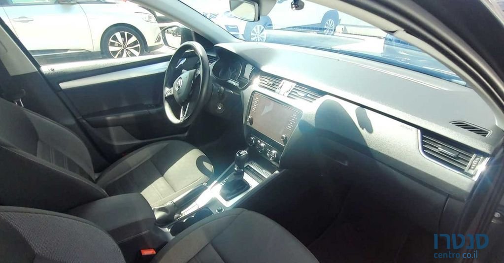 2020' Skoda Octavia סקודה אוקטביה photo #4