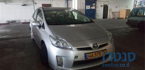 2011' Toyota Prius טויוטה פריוס היברידי photo #3