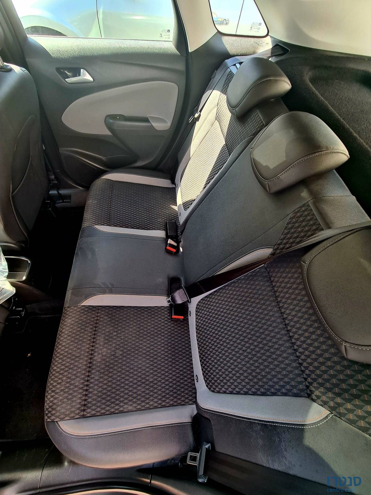 2019' Opel Crossland-X photo #5