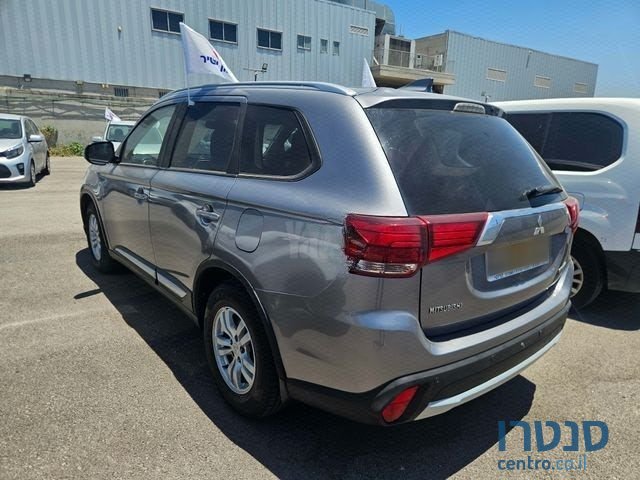 2017' Mitsubishi Outlander מיצובישי אאוטלנדר photo #2