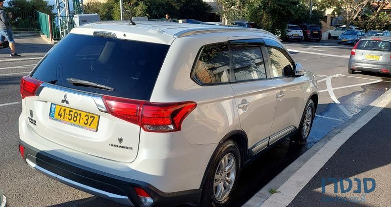 2016' Mitsubishi Outlander מיצובישי אאוטלנדר photo #4