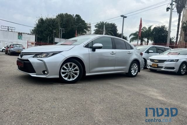 2020' Toyota Corolla טויוטה קורולה photo #1
