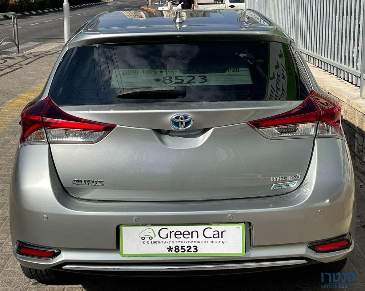 2017' Toyota Auris טויוטה אוריס photo #2