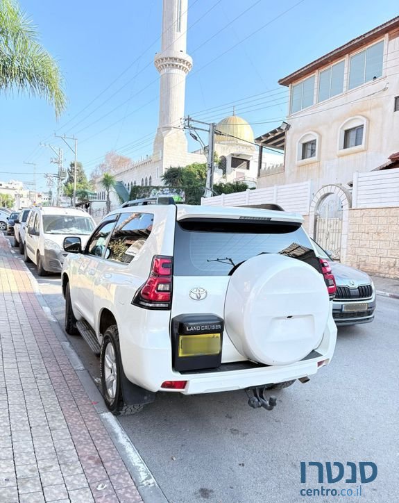 2022' Toyota Land Cruiser טויוטה לנד קרוזר photo #4