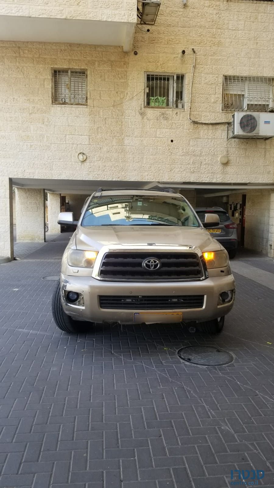 2009' Toyota Sequoia טויוטה סקויה photo #3