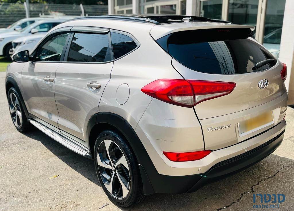 2017' Hyundai Tucson photo #4