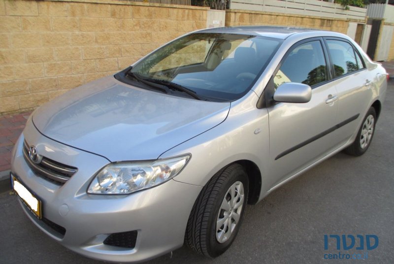 2008' Toyota Corolla photo #1