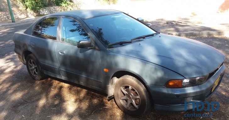 1999' Mitsubishi Galant photo #1