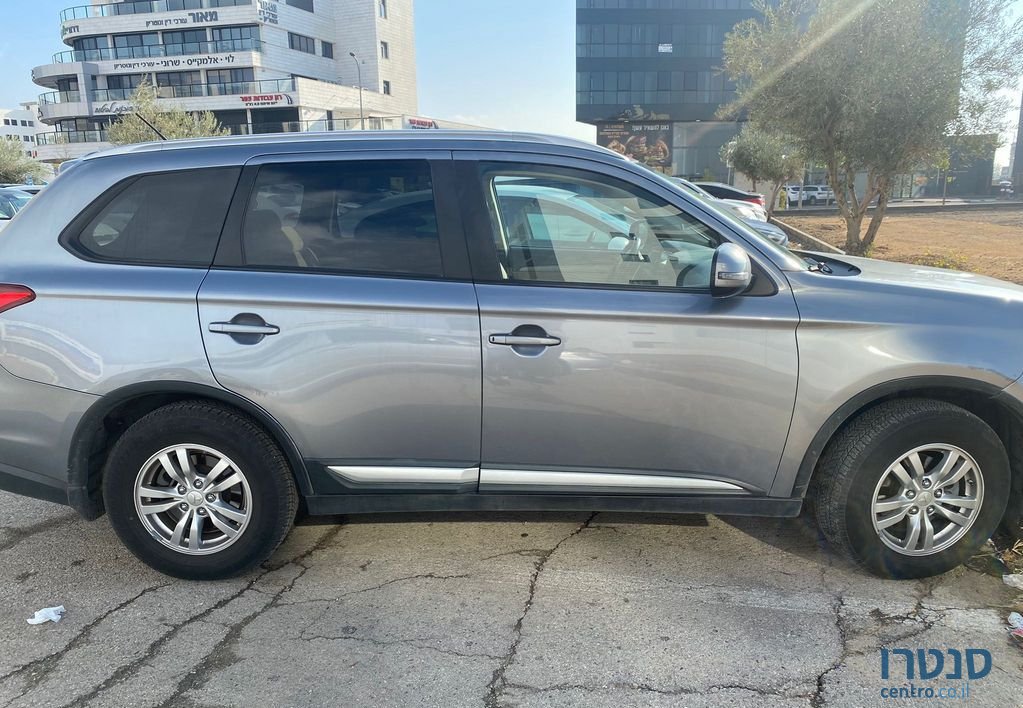 2016' Mitsubishi Outlander מיצובישי אאוטלנדר photo #1