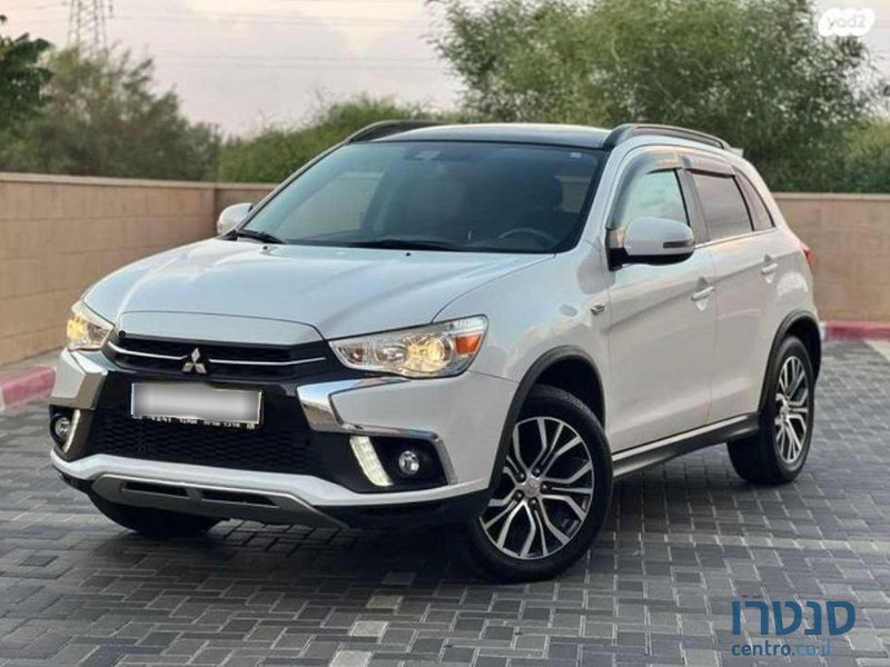 2019' Mitsubishi ASX photo #1